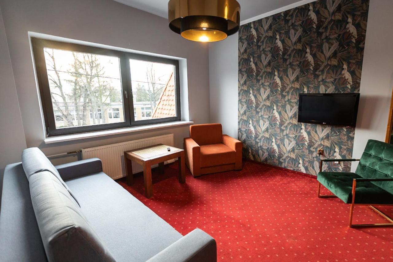 Podkowa Hotel