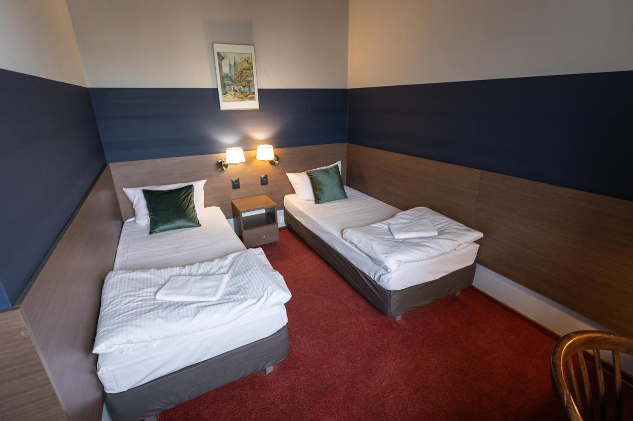 Hotel Podkowa *